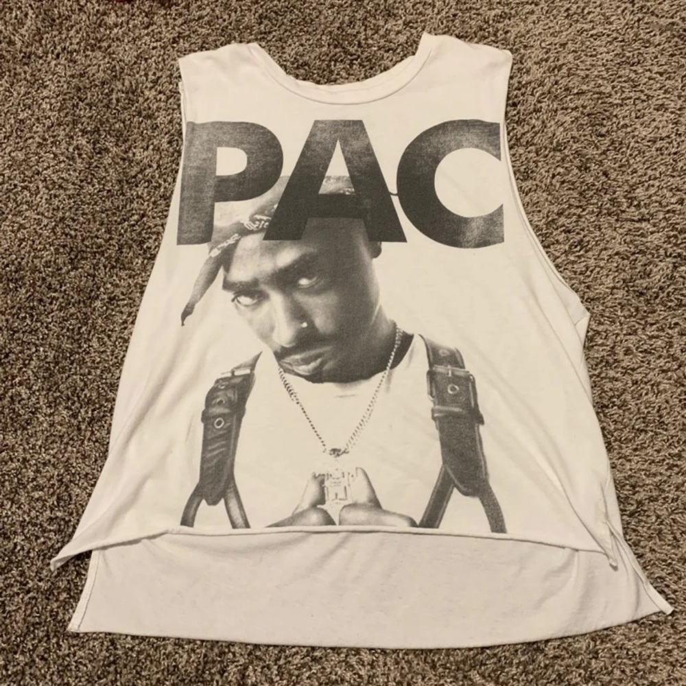 tupac tank top